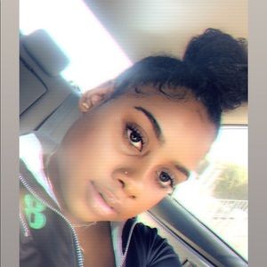 Meet your Posher, Imani